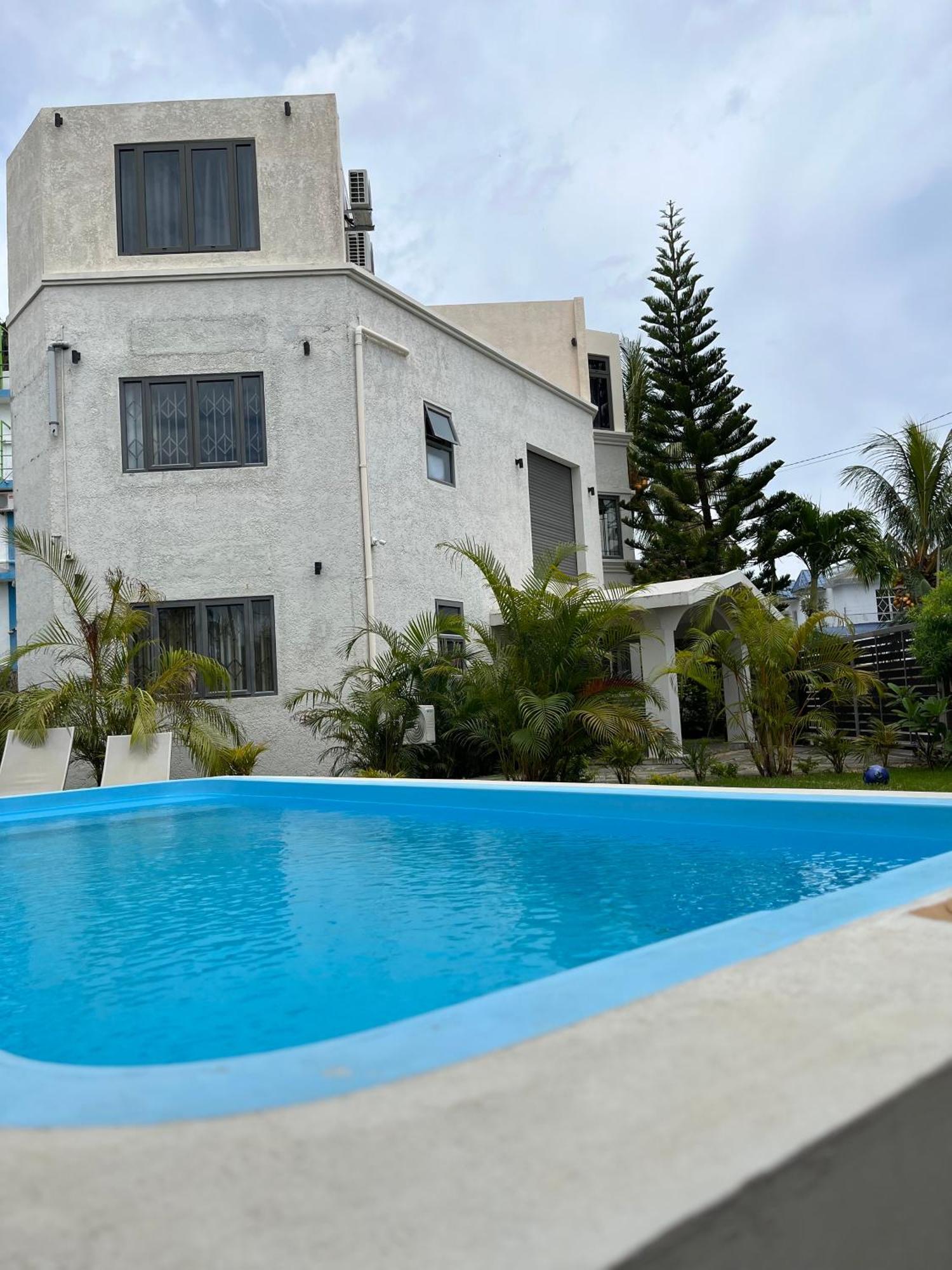 Cosy 2 Bedrooms Apts In Pereybere -Seasons Break Apartment Pereybere Beach Zewnętrze zdjęcie