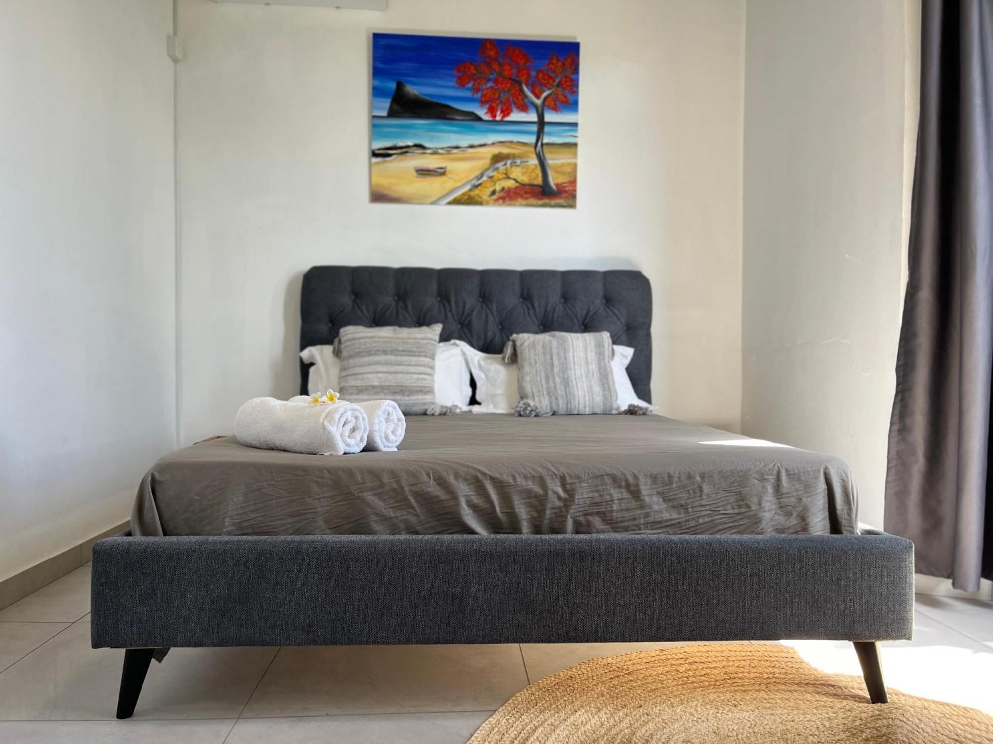 Cosy 2 Bedrooms Apts In Pereybere -Seasons Break Apartment Pereybere Beach Zewnętrze zdjęcie