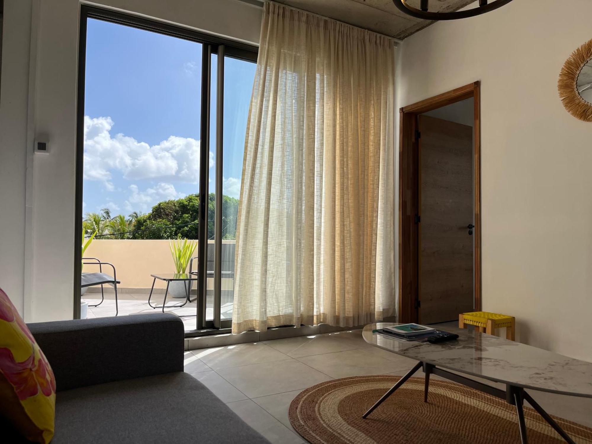 Cosy 2 Bedrooms Apts In Pereybere -Seasons Break Apartment Pereybere Beach Zewnętrze zdjęcie